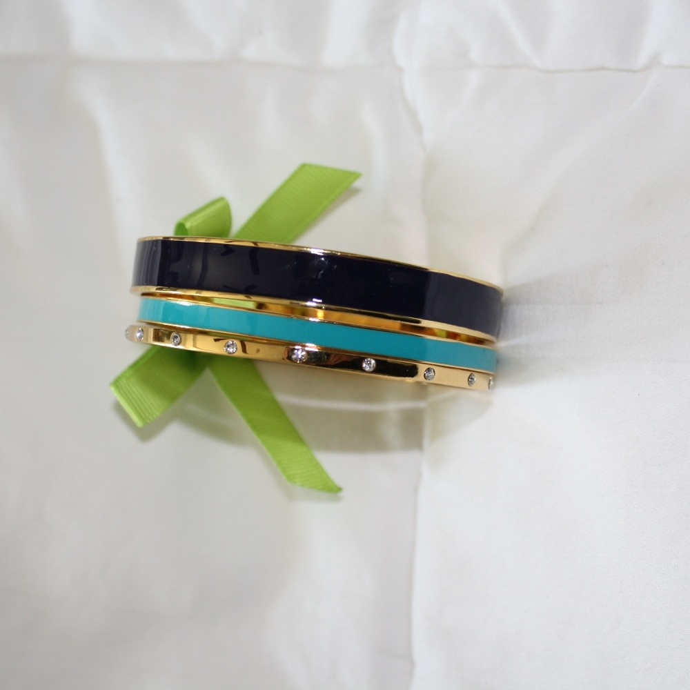 Set of three gold bangles
